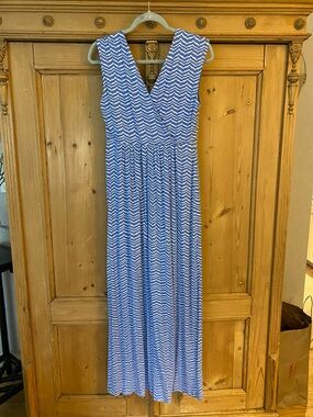 Vineyard Vines Blue and White Chevron Maxi Dress